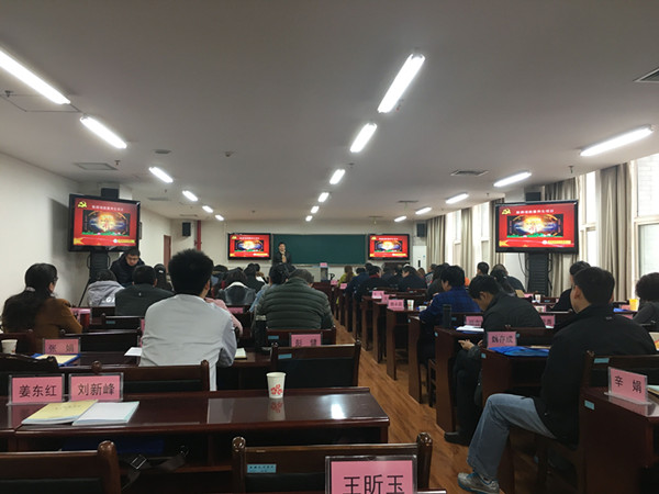 5aeac555e2704.jpg 2016120817021133.jpg