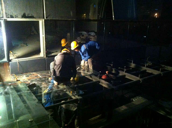 5aec1edb1501e.jpg 2014120909240963.jpg