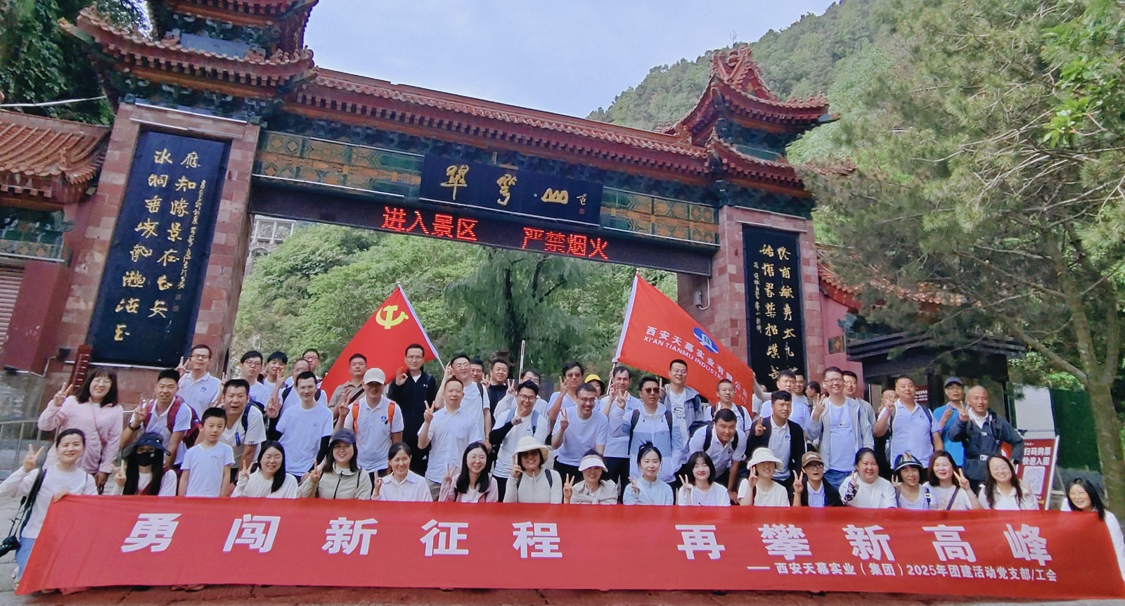 6837cecf50f1f.jpg 0c8aa3e50f7751eff2127fae2a18da1.jpg